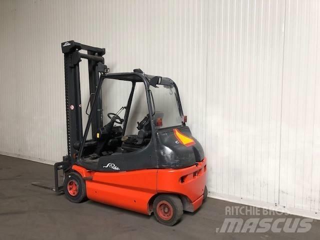 Linde E25-02 Električni viličari
