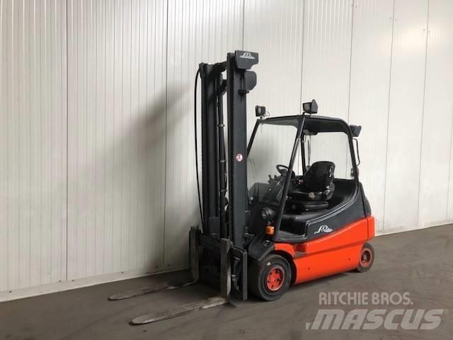 Linde E25-02 Električni viličari