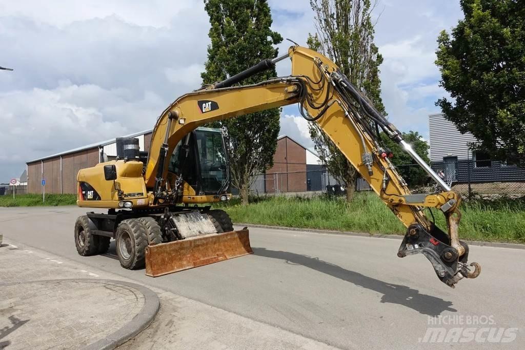 CAT M313 D Bageri na kotačima