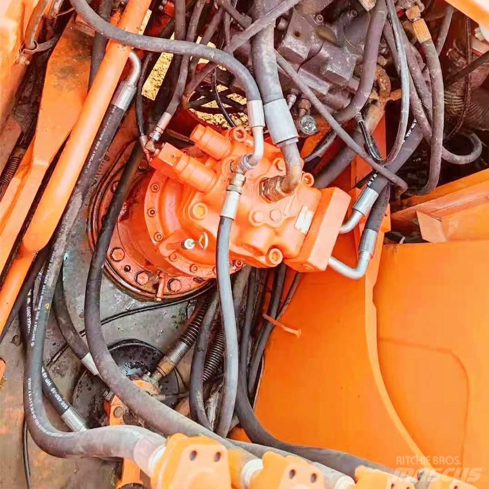 Doosan 225 Bageri gusjeničari