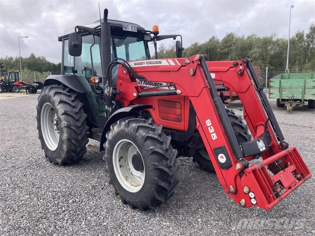 Massey Ferguson 4435 Traktori