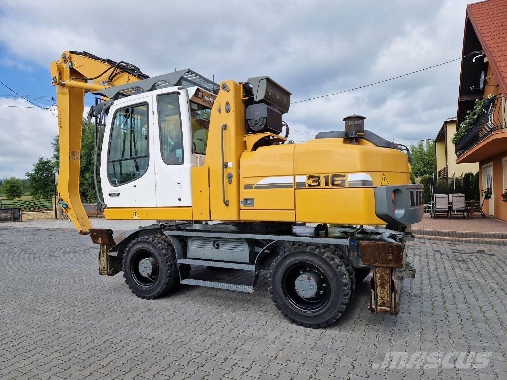 Liebherr 316 Bageri na kotačima