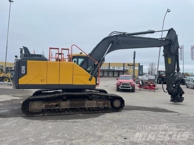 Volvo EC 250 EL Bageri gusjeničari