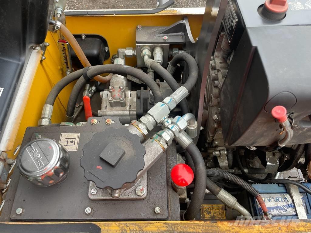 Mecalac MBR 71 Valjci sa jednim bubnjem