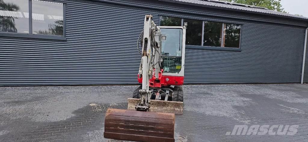 Takeuchi TB228 Mini bageri <7t
