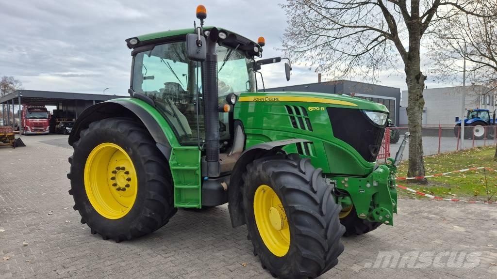 John Deere 6170 R Traktori