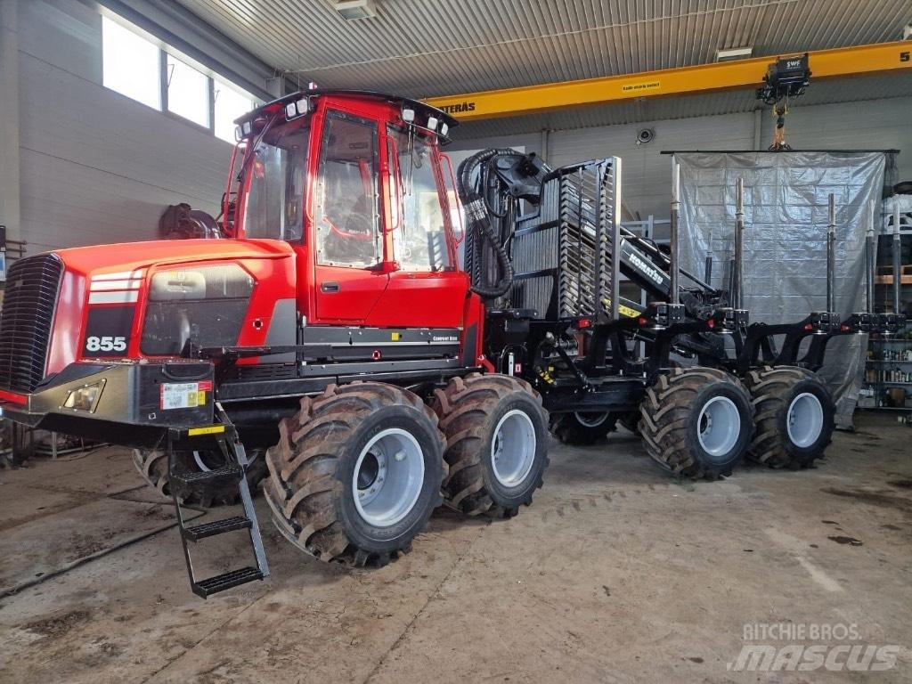 Komatsu 855 Forvarderi