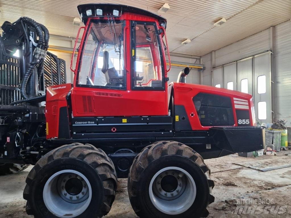 Komatsu 855 Forvarderi
