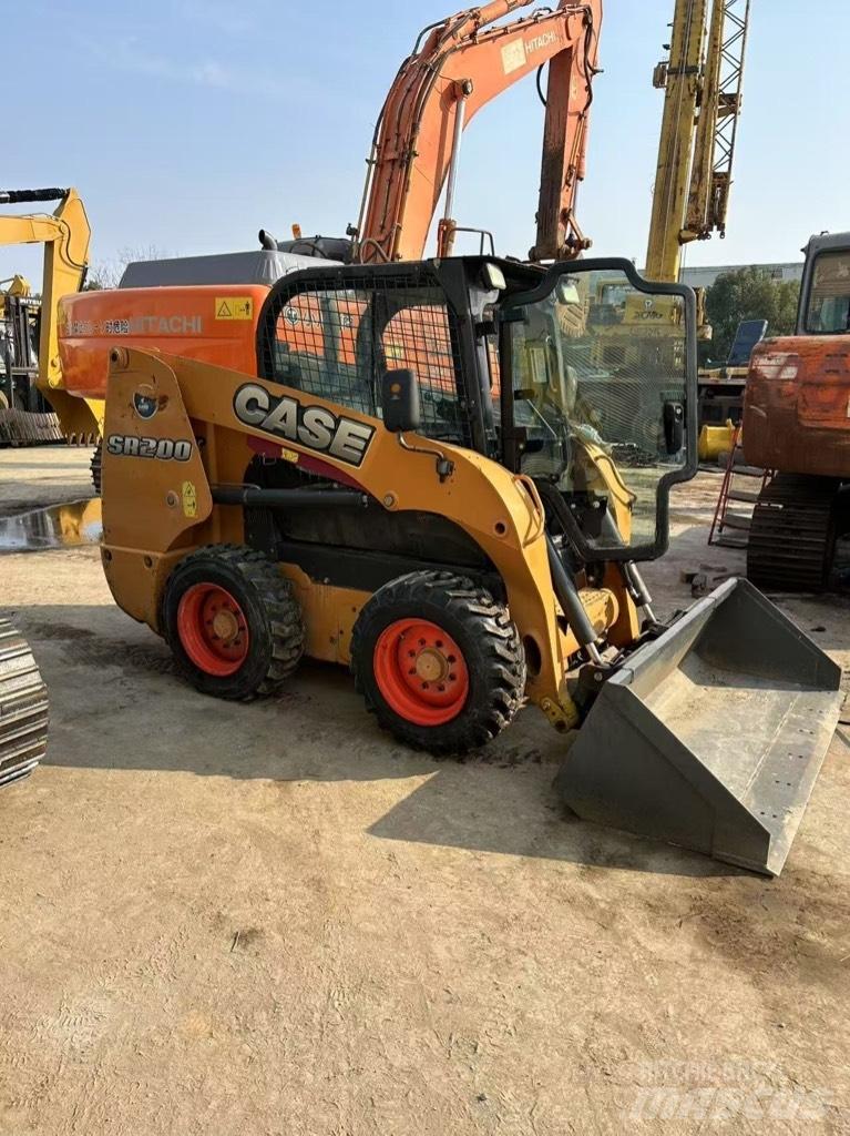 CASE SR 200 Skid steer mini utovarivači