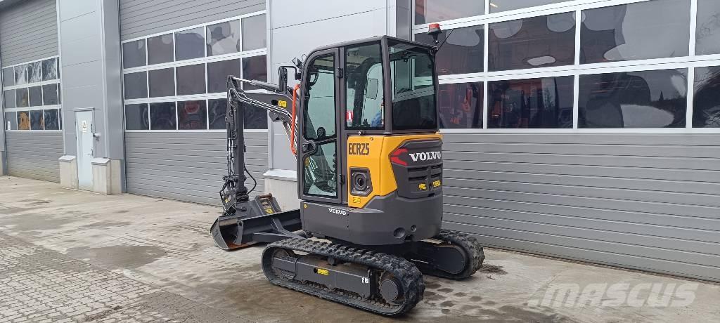Volvo JECR25D Mini bageri <7t