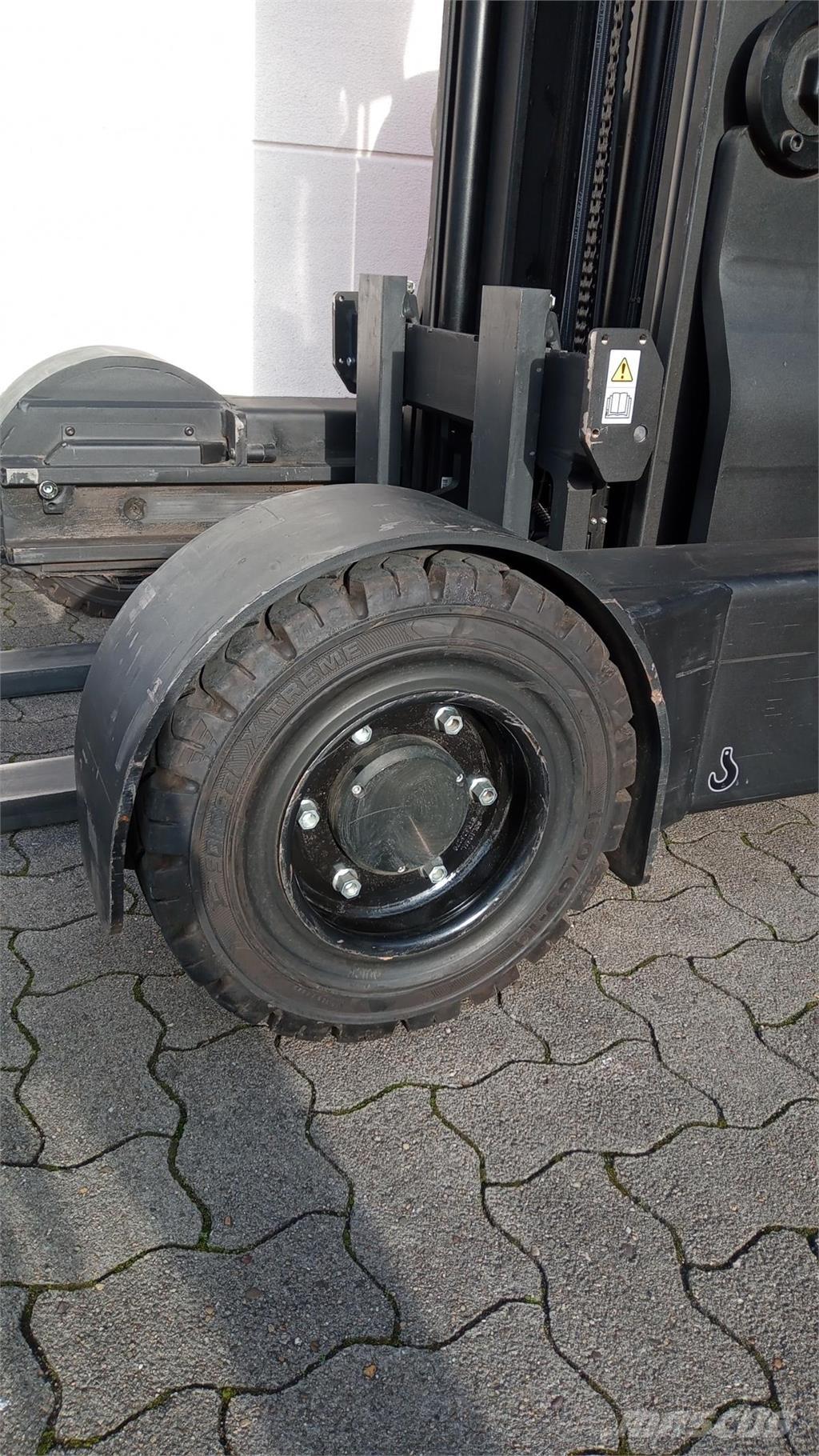 Toyota RRE160HR Viličari sa pomičnim stupom