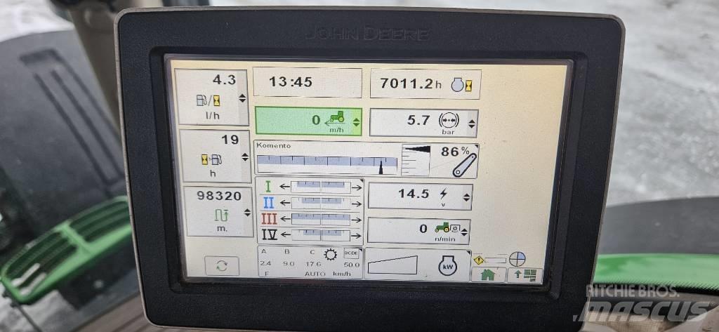 John Deere 7230 R Traktori
