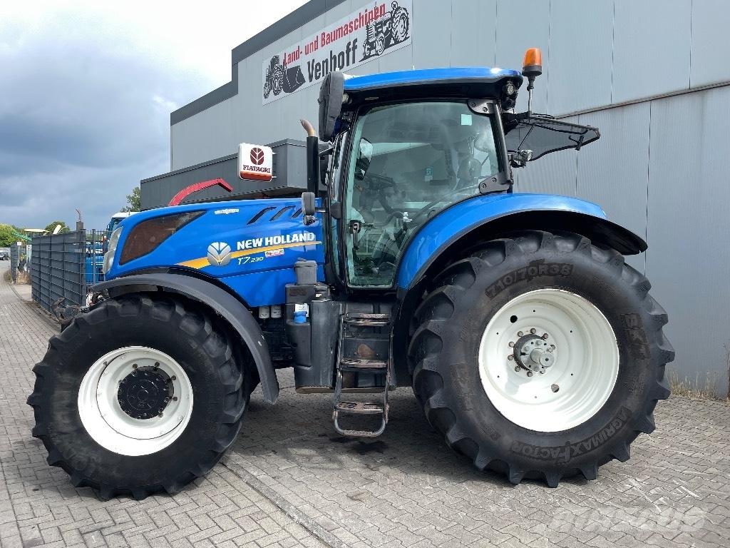 New Holland T 7.230 Traktori