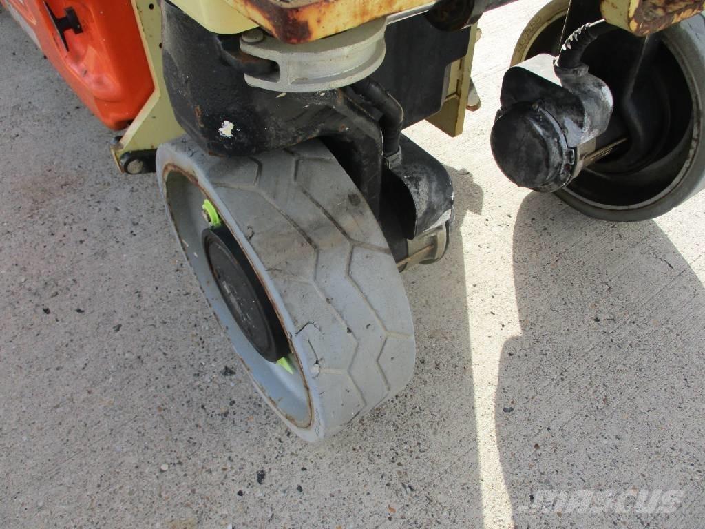 JLG 2632ES (151) Škaraste platforme