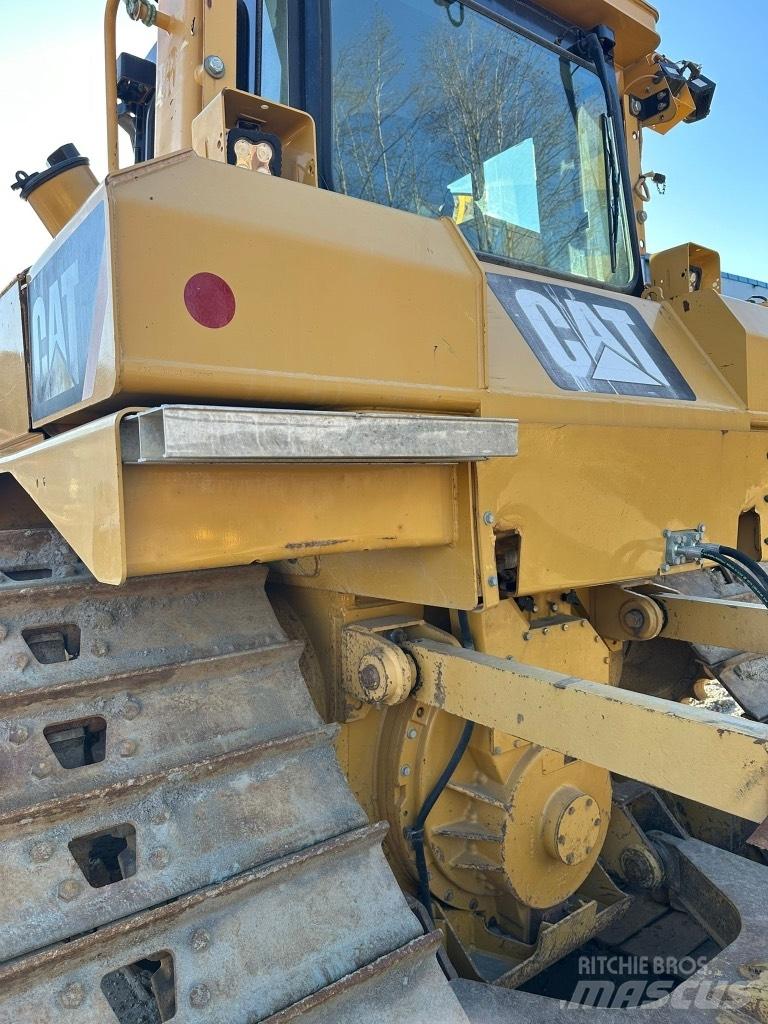 CAT D 6 T LGP Buldožeri gusjeničari