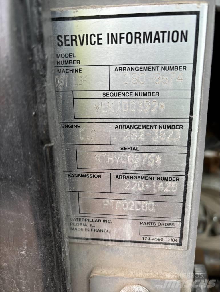 CAT D 6 T LGP Buldožeri gusjeničari