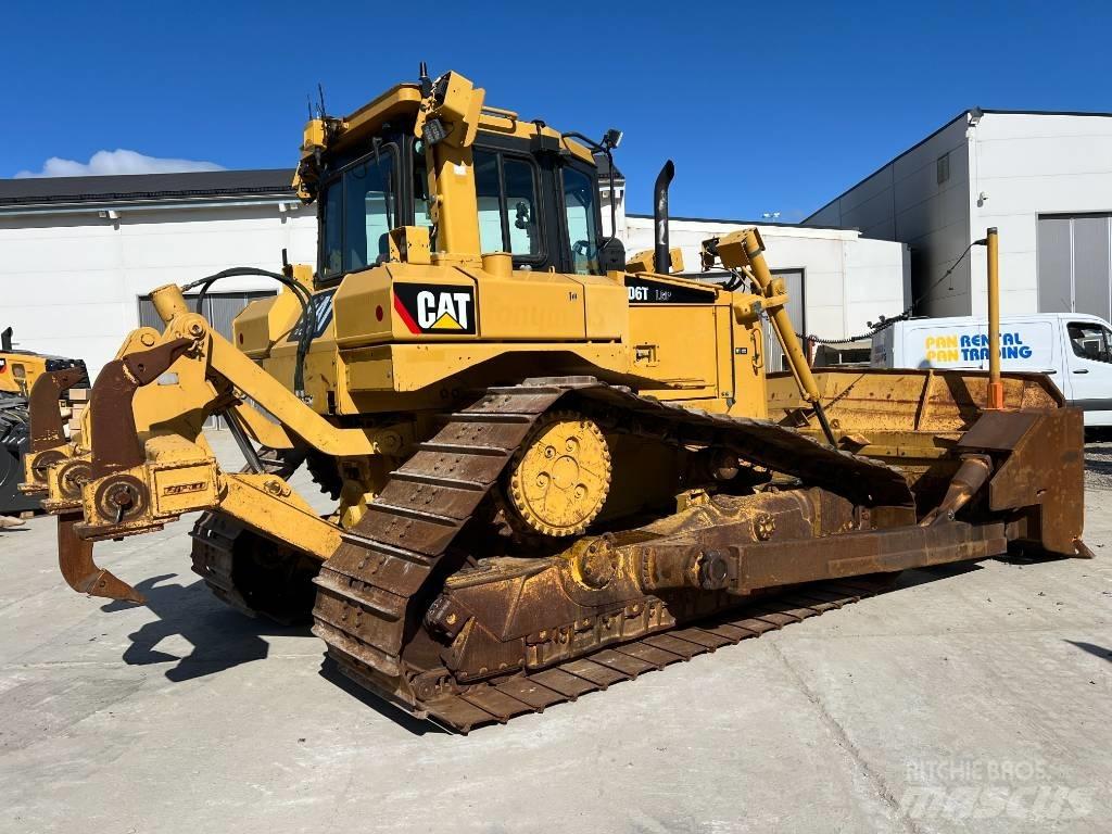 CAT D 6 T LGP Buldožeri gusjeničari