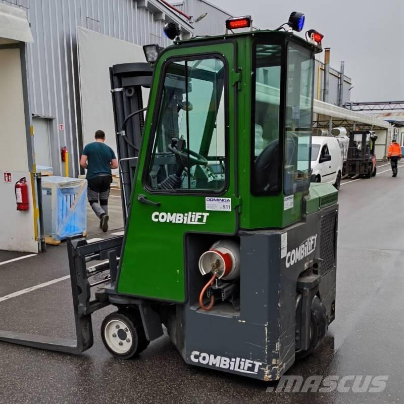 Combilift CB 2500 Viličari sa 4-stranskim dohvatom