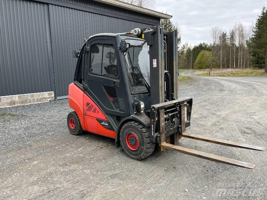 Linde H30D-02 Dizelski viličari