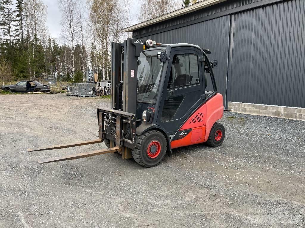 Linde H30D-02 Dizelski viličari