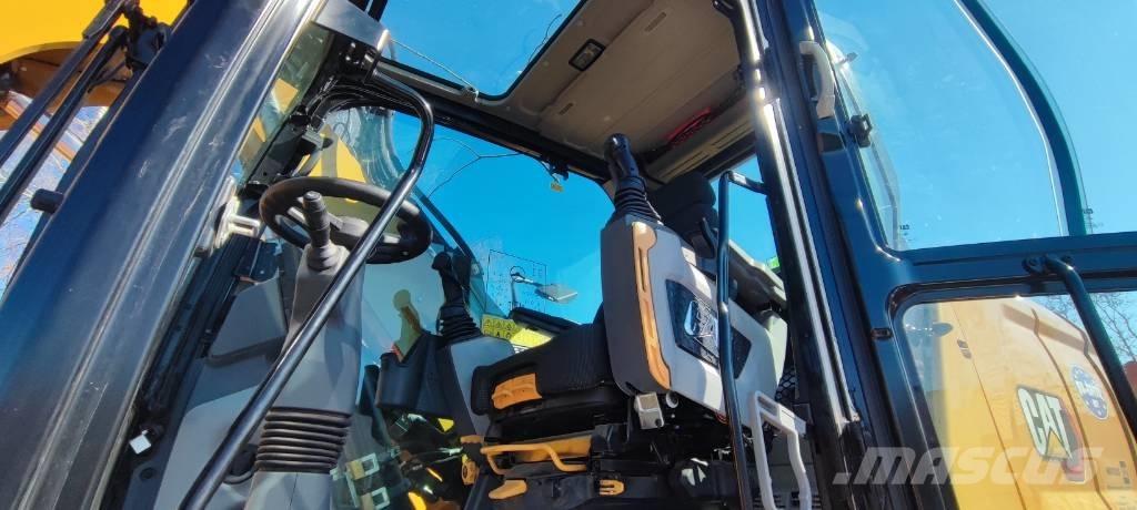 CAT M 314 Bageri na kotačima