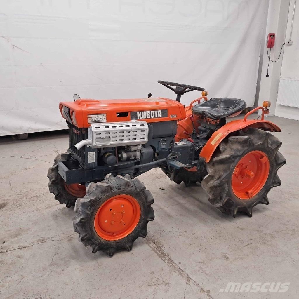 Kubota B 7000 Traktori