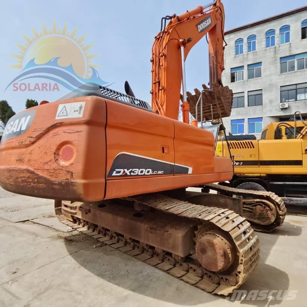 Doosan DX 300 LC Bageri gusjeničari