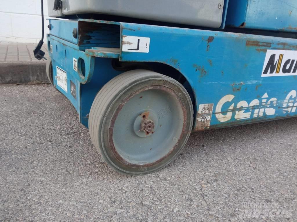 Genie GRC 12 Vertikalne radne podizne platforme