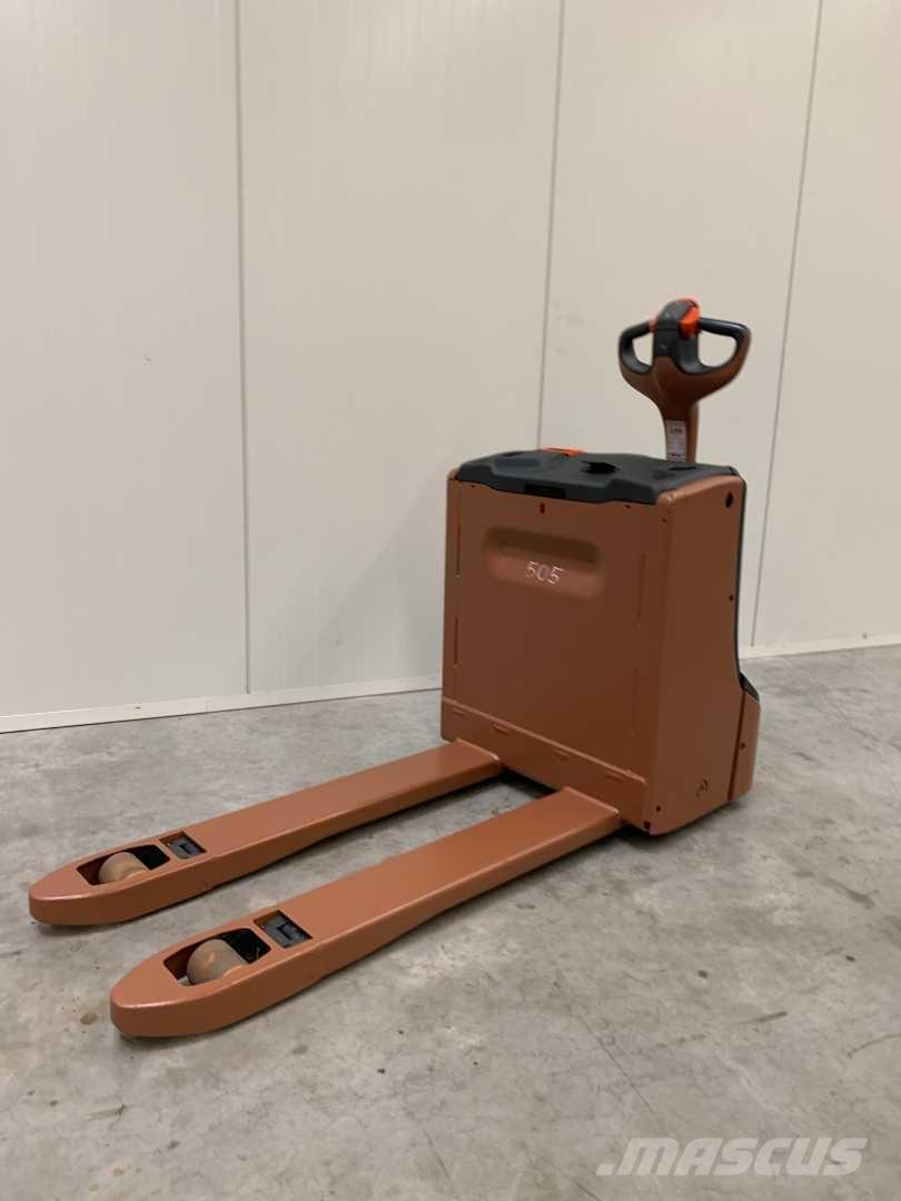 Linde T16 Ručni električni viličar