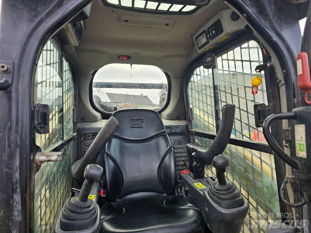 CAT 289 D Skid steer mini utovarivači