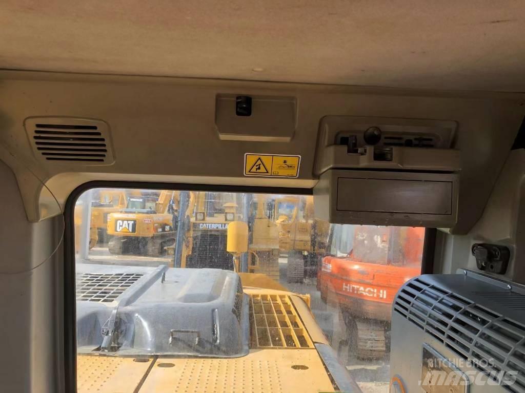 CAT 320 D Bageri gusjeničari