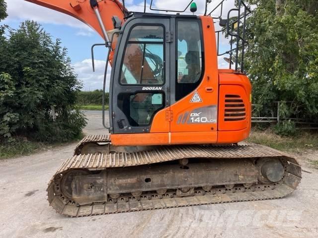 Doosan DX 140 LCR-3 Bageri gusjeničari