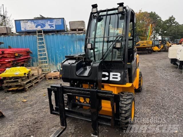 JCB T 35 Teleskopski viličari