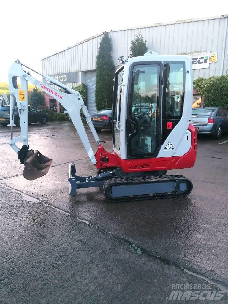 Takeuchi TB216 Mini bageri <7t