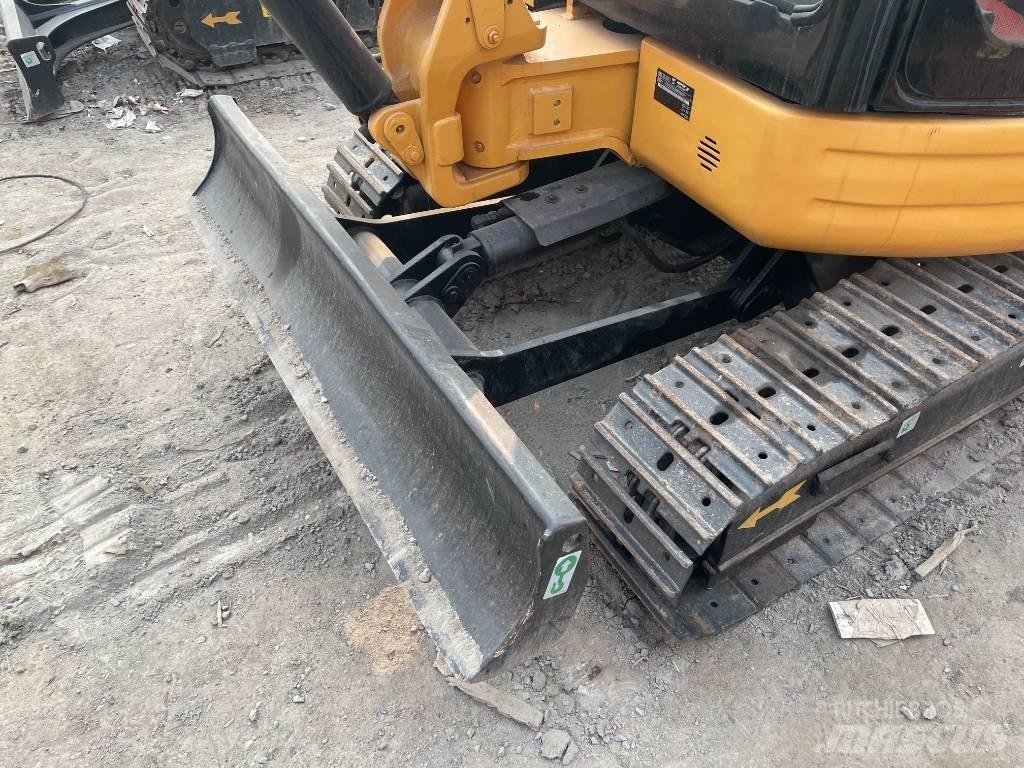 CAT 303.5ECR Mini bageri <7t