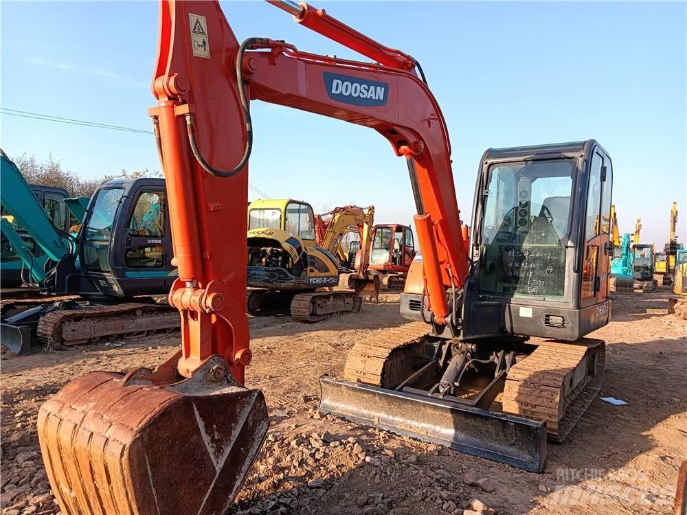Doosan DH 60-7 Mini bageri <7t