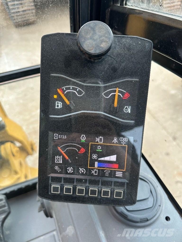 CAT 302 Mini bageri <7t