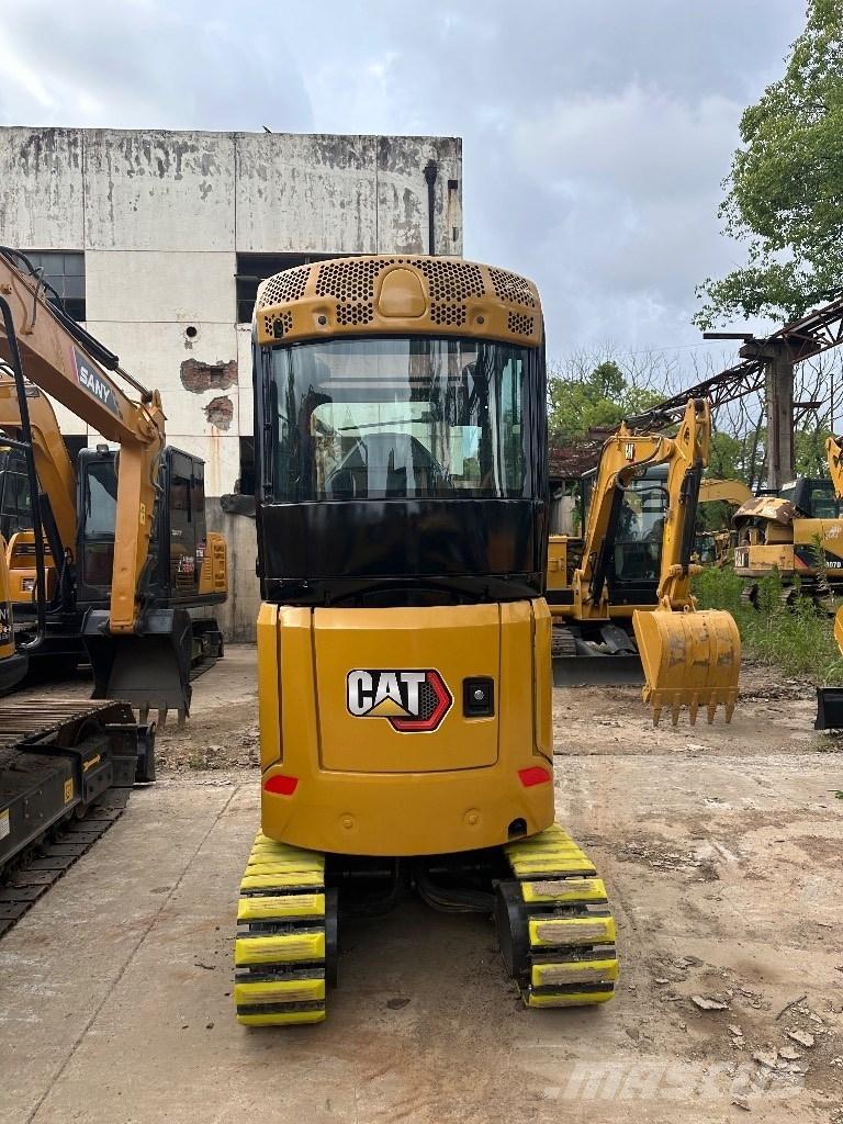 CAT 302 Mini bageri <7t
