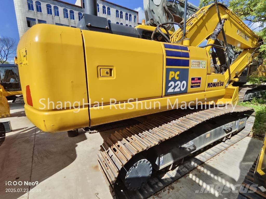 Komatsu 220-7 Bageri gusjeničari
