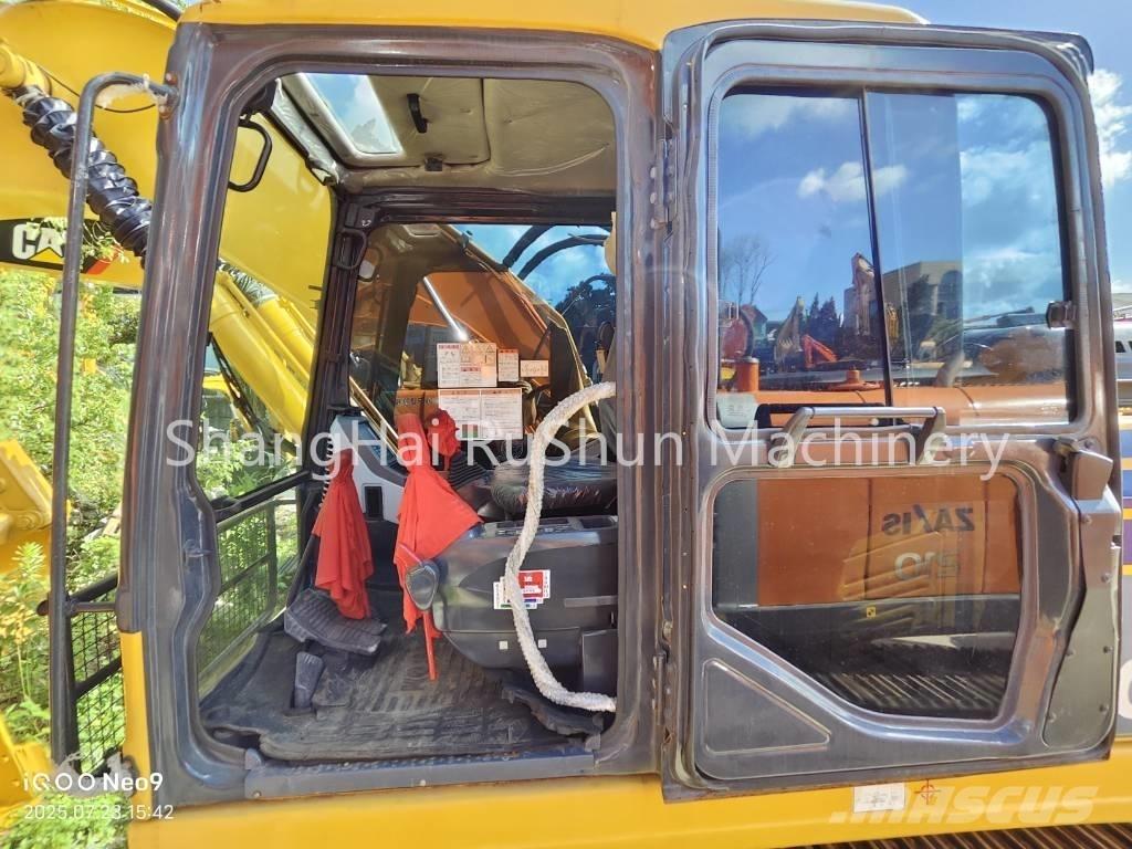Komatsu 220-7 Bageri gusjeničari
