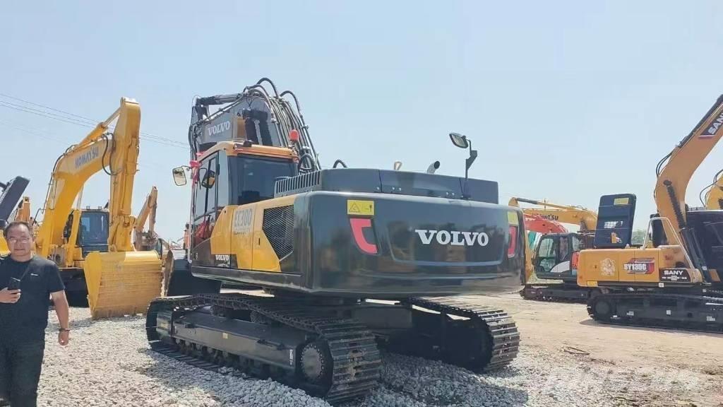 Volvo EC 300 D L Bageri gusjeničari