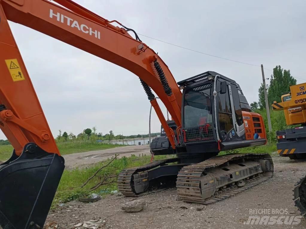 Hitachi ZX210 Bageri gusjeničari