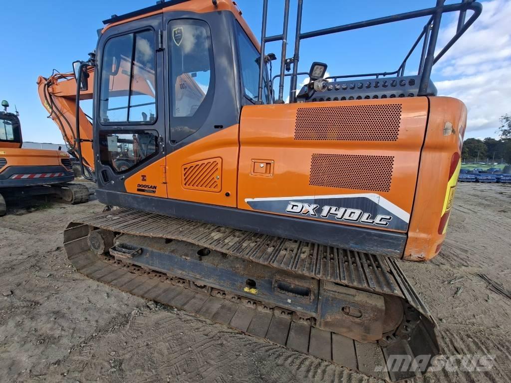 Doosan DX140LC-7 Bageri gusjeničari