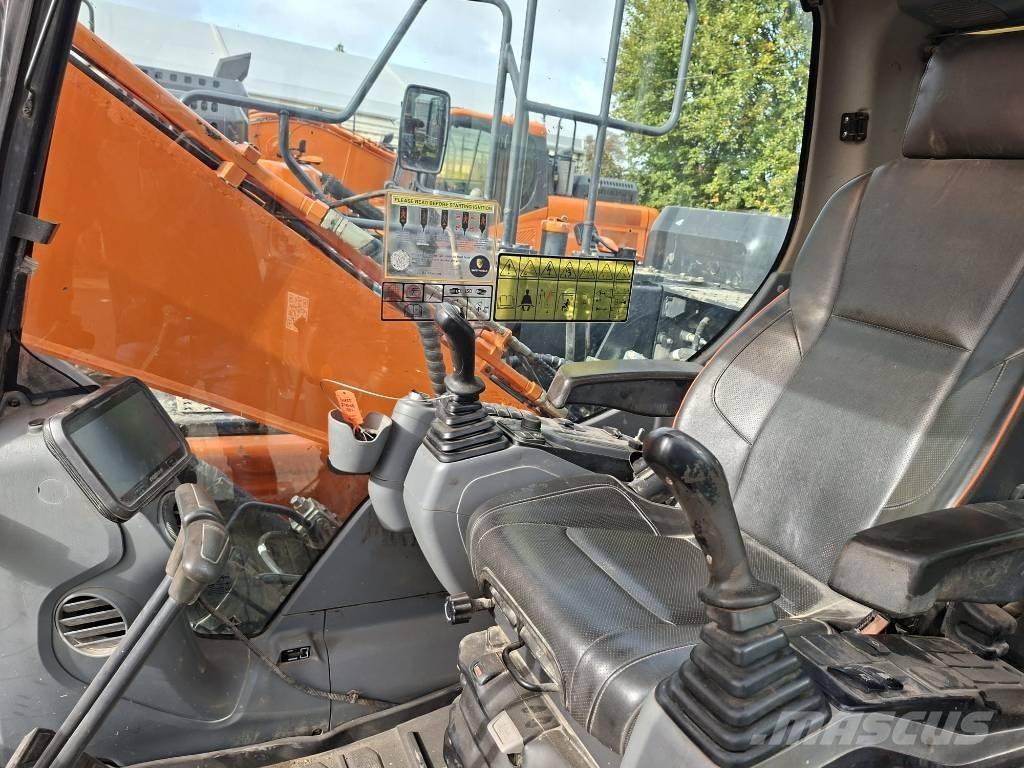 Doosan DX140LC-7 Bageri gusjeničari