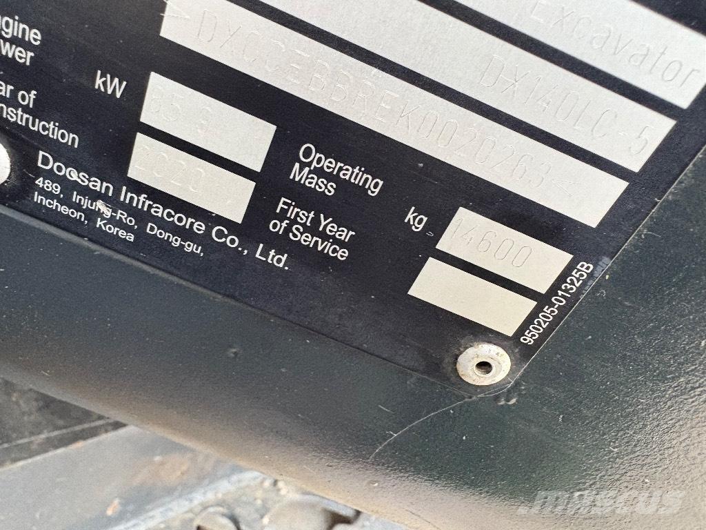 Doosan DX 140 LC Bageri gusjeničari