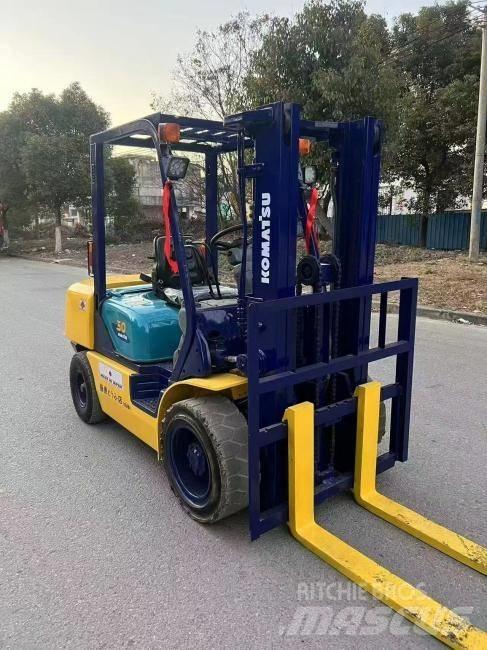 Komatsu FD 30 T-14 Dizelski viličari
