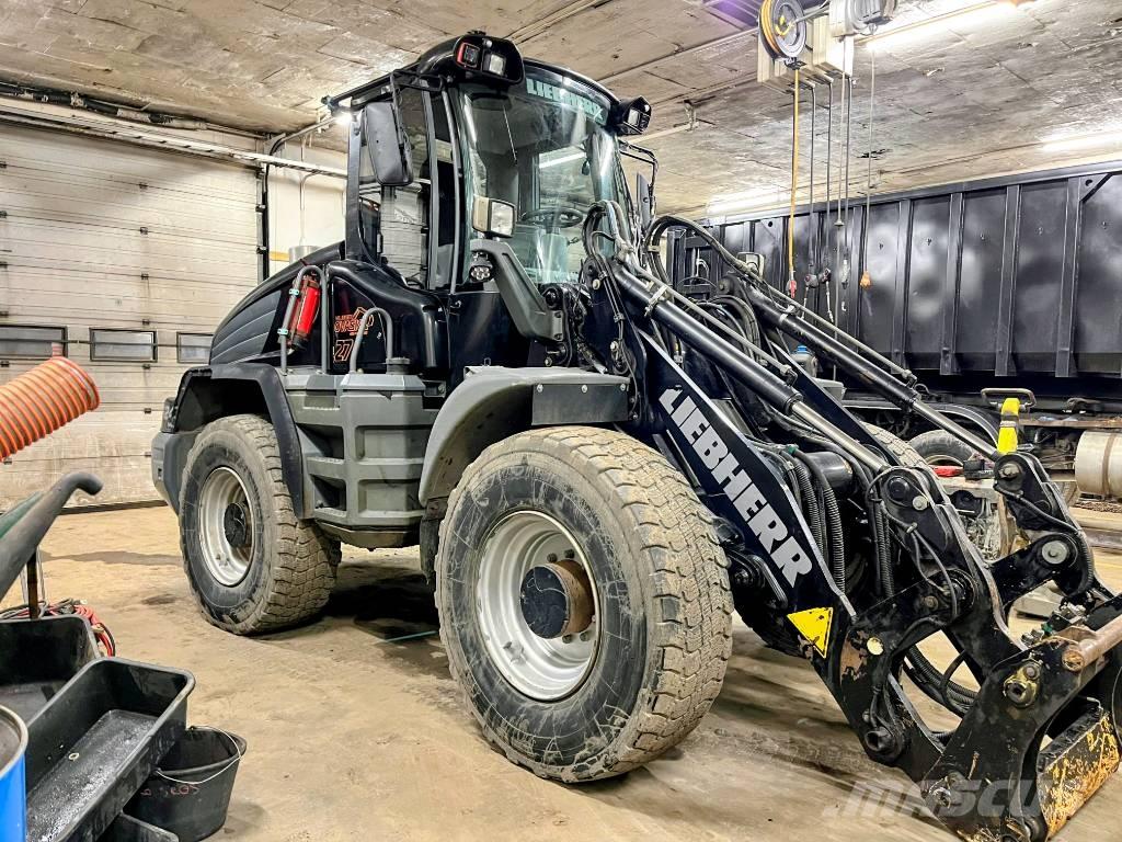 Liebherr L 524 Utovarivači na kotačima