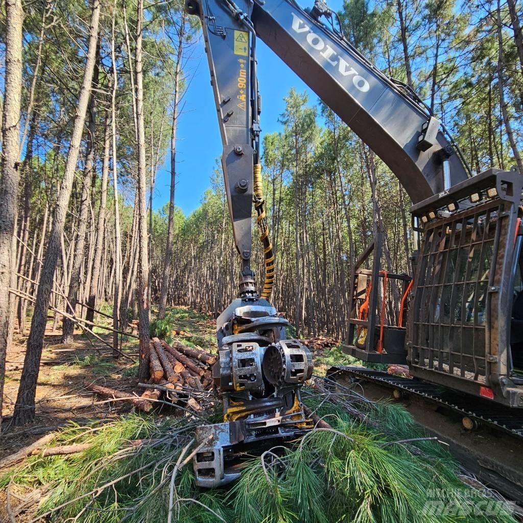 Volvo EC 200 E Bageri