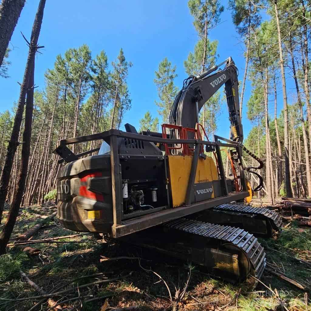 Volvo EC 200 E Bageri