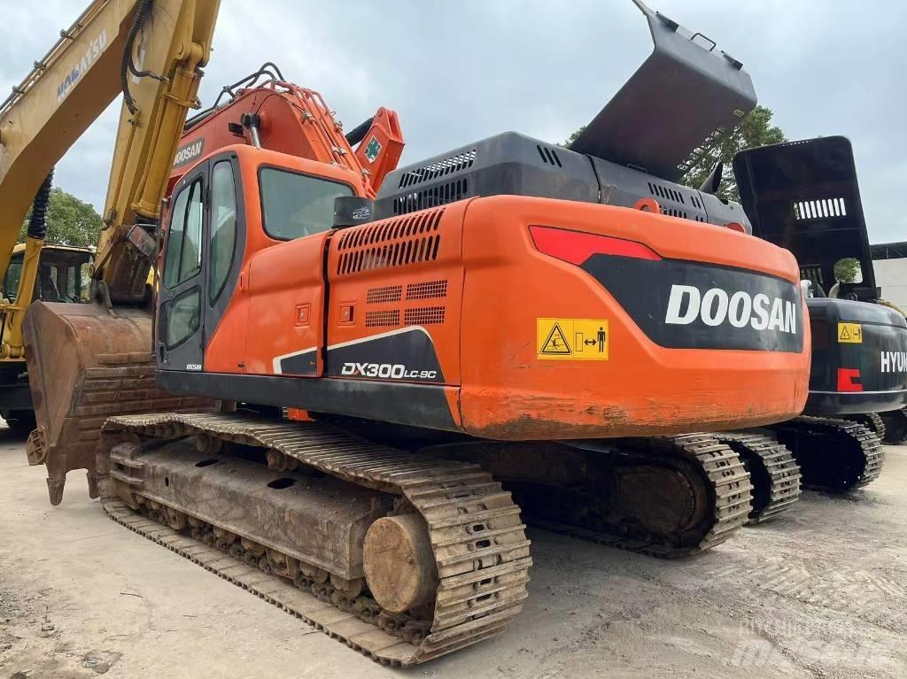 Doosan DX300LC-9C Bageri gusjeničari
